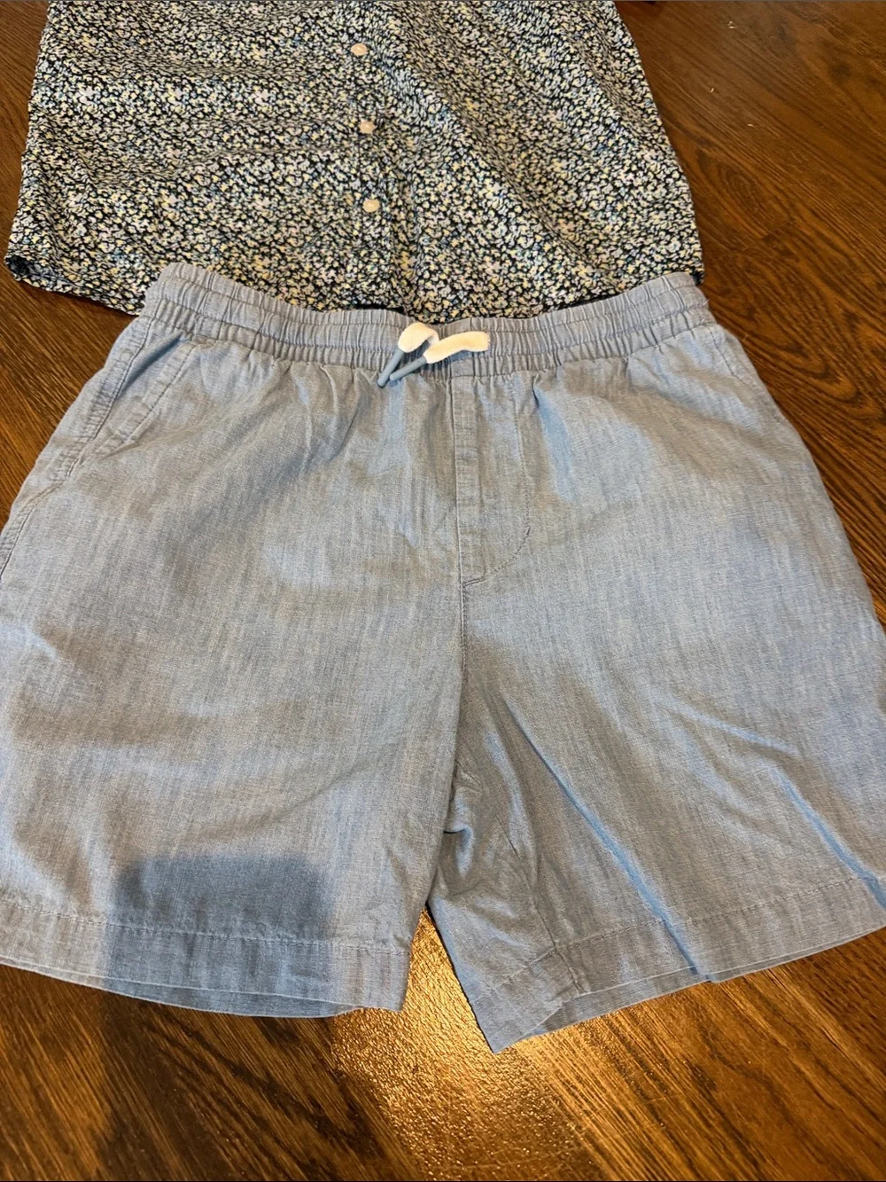 Vineyard vines set